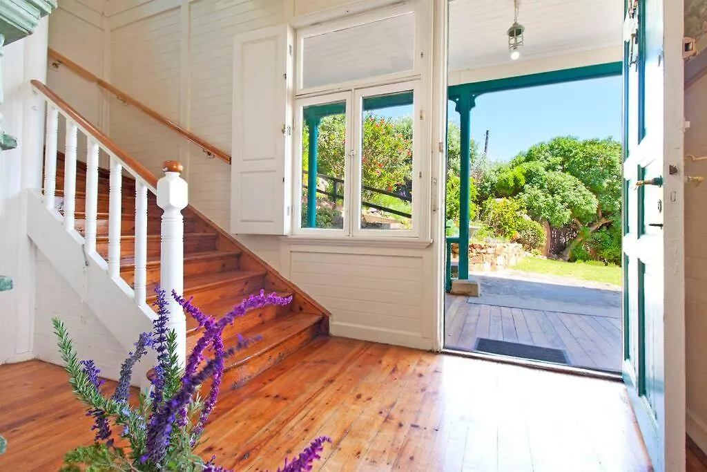 Stunning Boulders Beach House - Simonstown, Cape Cape Town