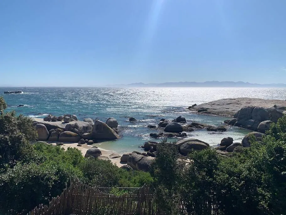Stunning Boulders Beach House - Simonstown, Cape Cape Town